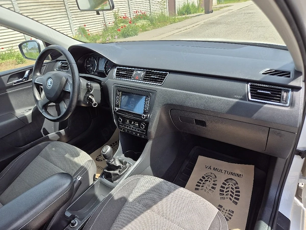 SKODA Rapid 2013 — imagine 9