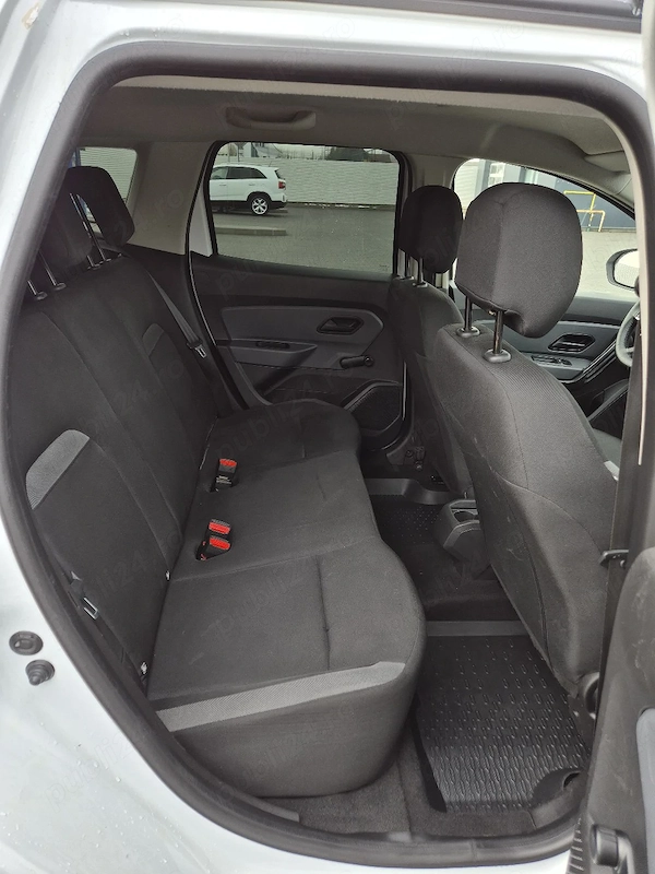 DACIA Duster 2020 — imagine 9
