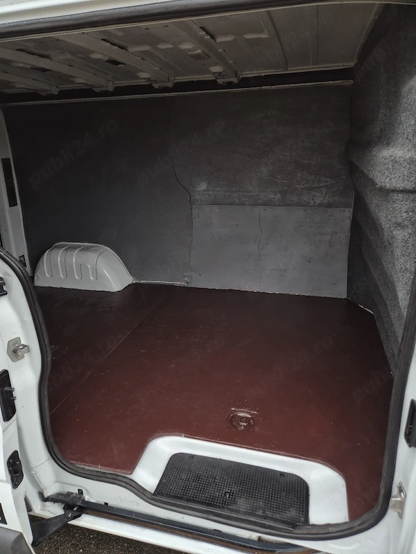 RENAULT Trafic 2013 — imagine 5