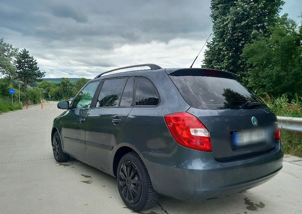SKODA Fabia 2011 — imagine 3