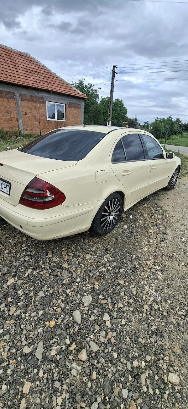 MERCEDES-BENZ E-Class 2004 — imagine 2