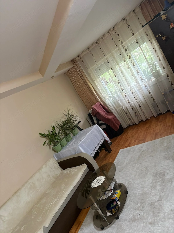 Apartament de vănzare — fotografia 1