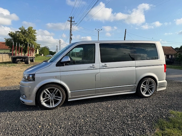 VOLKSWAGEN Multivan 2013 — imagine 3