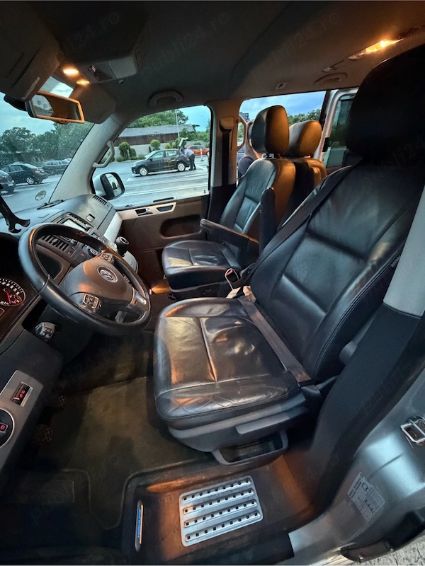 VOLKSWAGEN Multivan 2013 — imagine 5