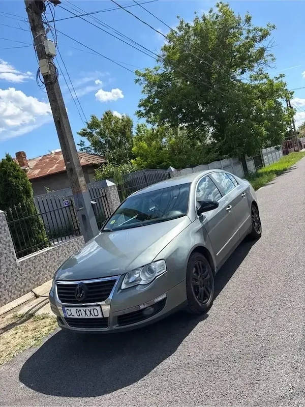 VOLKSWAGEN Passat