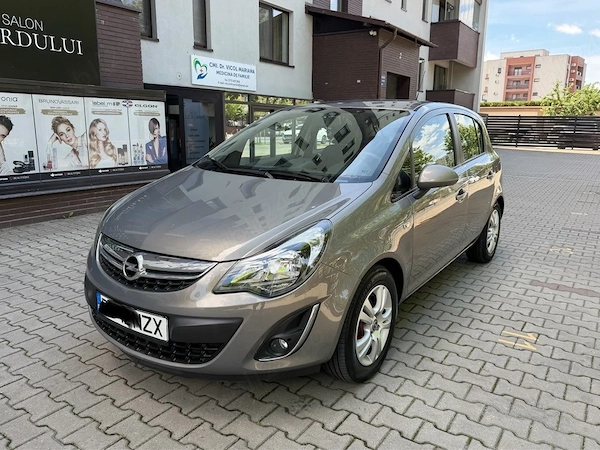 OPEL Corsa 2014
