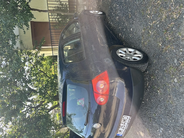 VOLKSWAGEN Golf 2004 — imagine 7