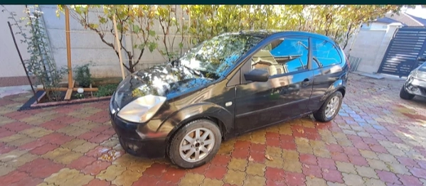 FORD Fiesta 2004 — imagine 6