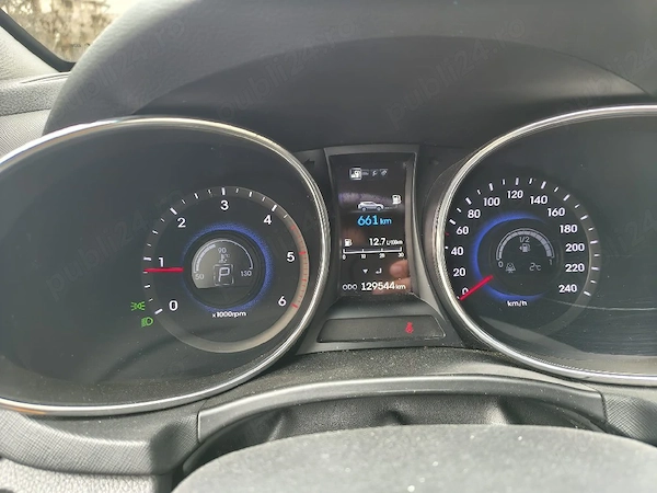 HYUNDAI Santa Fe 2013