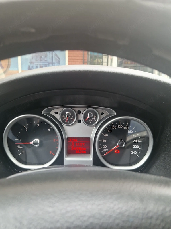 FORD Focus 2009 — imagine 4