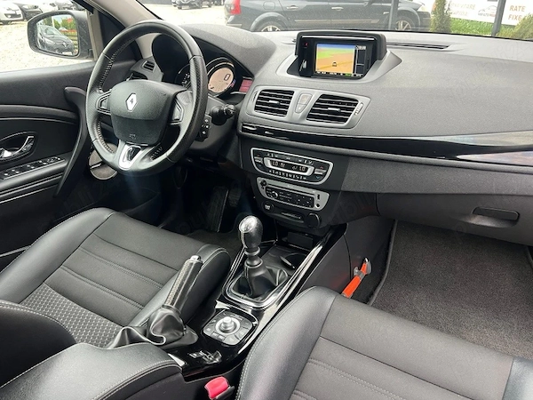 RENAULT Megane 2015