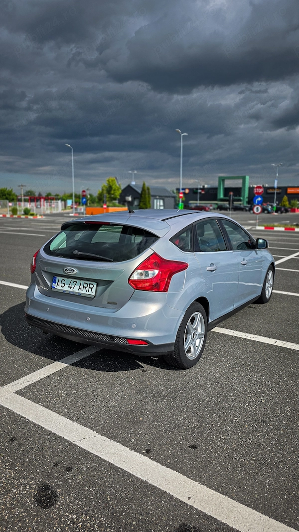 FORD Focus 2011 — imagine 3