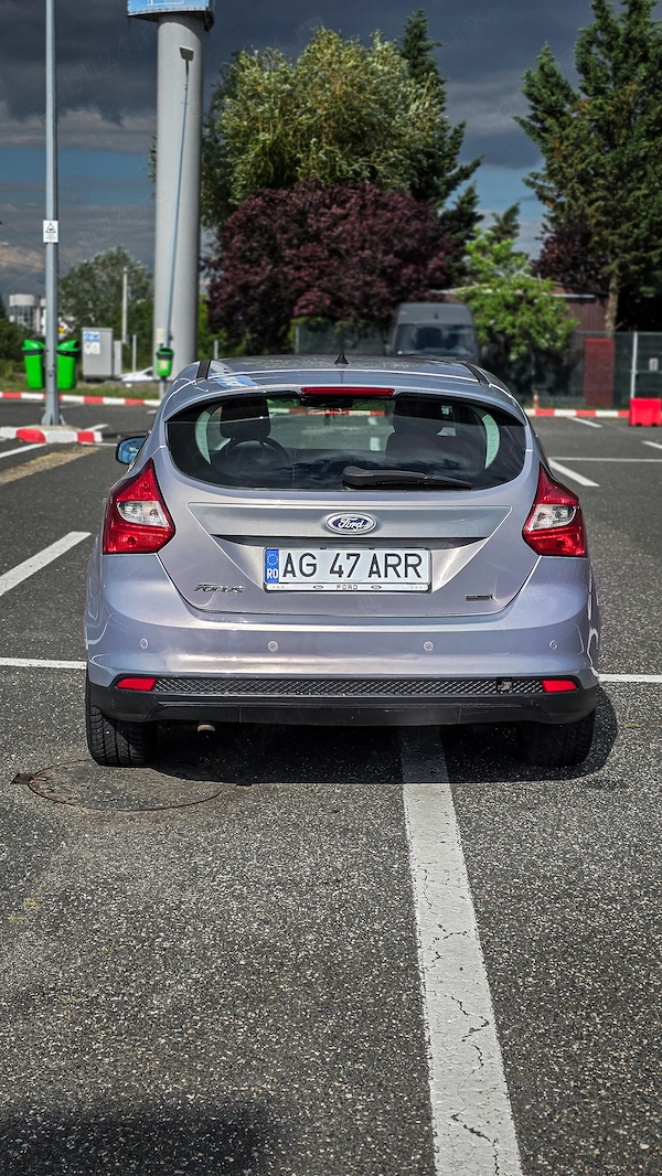 FORD Focus 2011 — imagine 4
