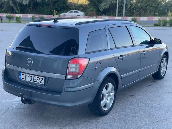 OPEL Astra 2008 — imagine 3