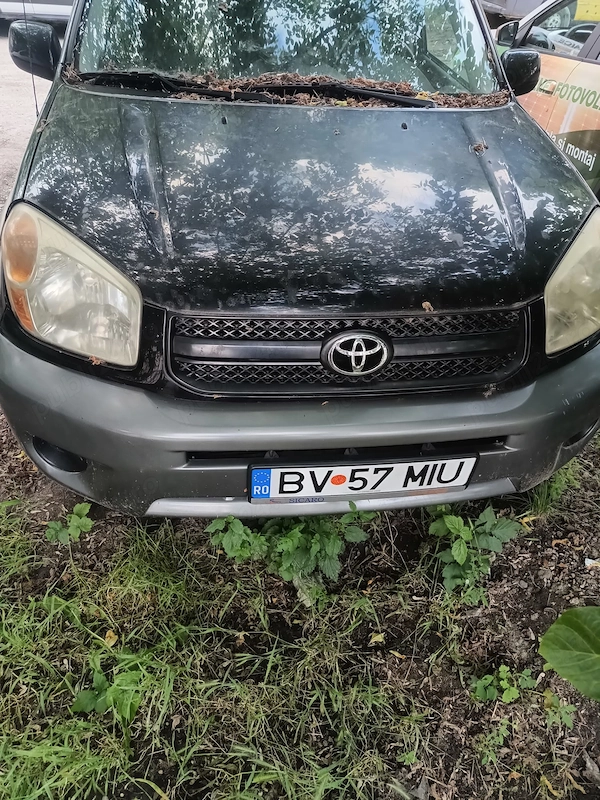 TOYOTA RAV4 2005