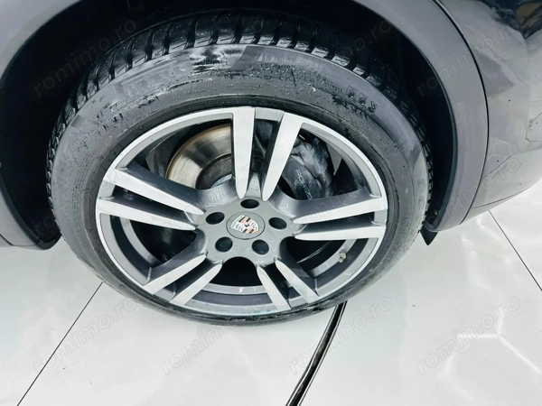 PORSCHE Cayenne 2016 — imagine 9