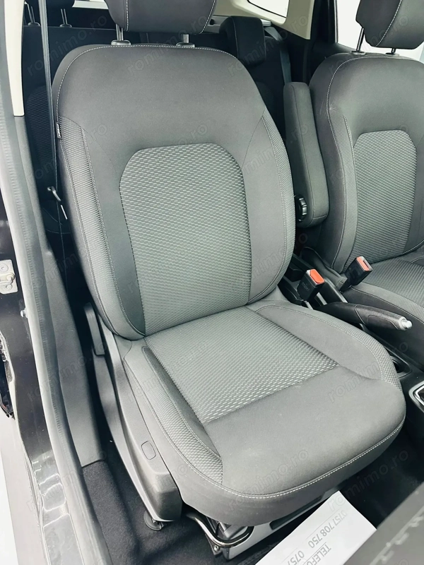 DACIA Duster 2020 — imagine 17