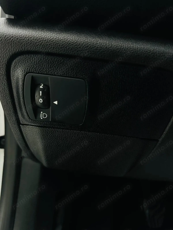 RENAULT Megane 2019 — imagine 12