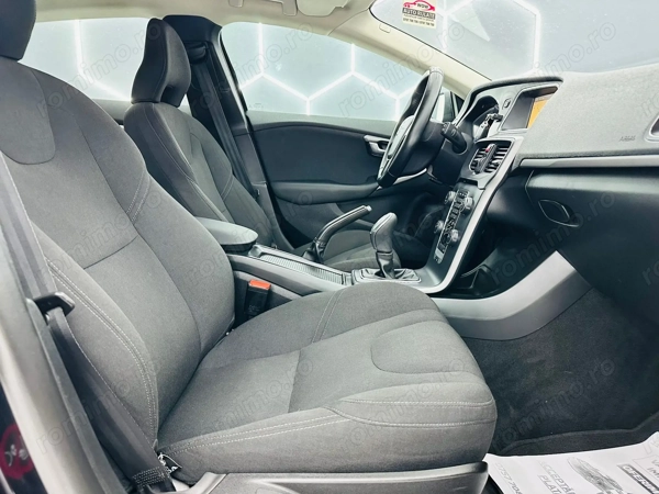 VOLVO V40 2014 — imagine 17