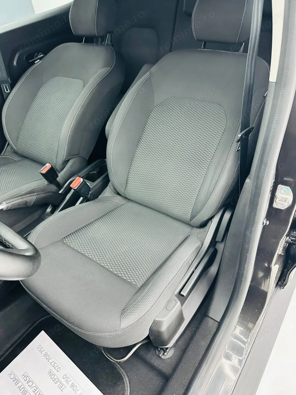 DACIA Duster 2020 — imagine 18