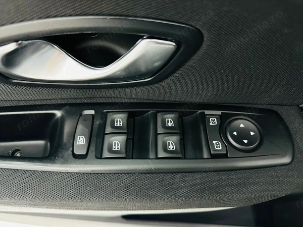 RENAULT Megane 2010 — imagine 11