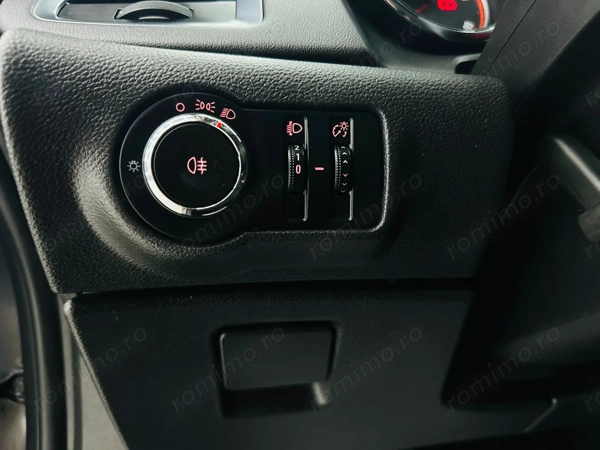 OPEL Astra 2013 — imagine 12
