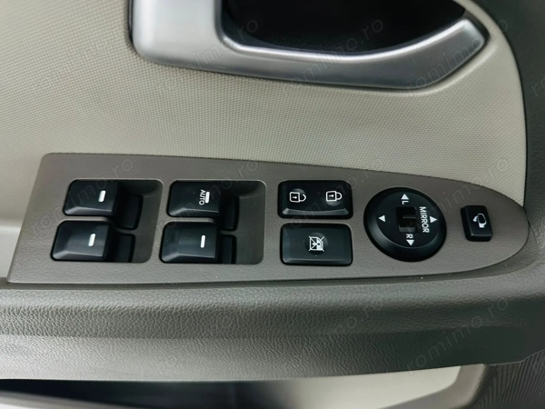 KIA Sportage 2012 — imagine 12
