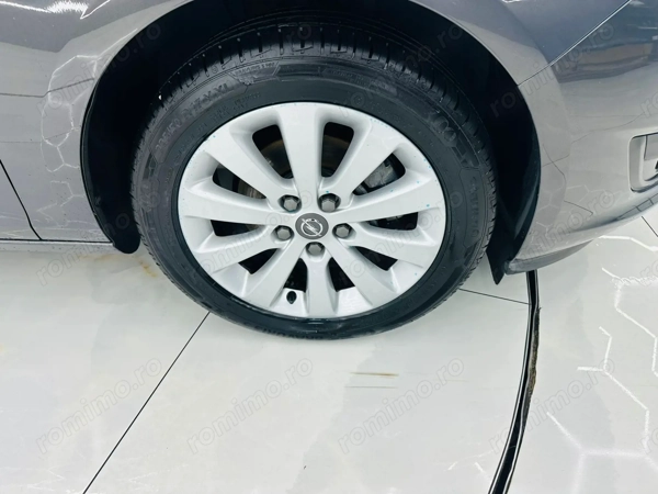 OPEL Astra 2013 — imagine 9