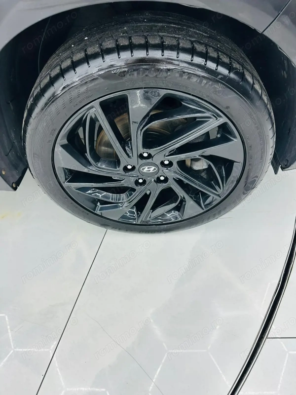 HYUNDAI Tucson 2020 — imagine 9