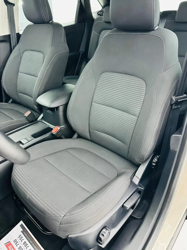 FORD Kuga 2020 — imagine 14