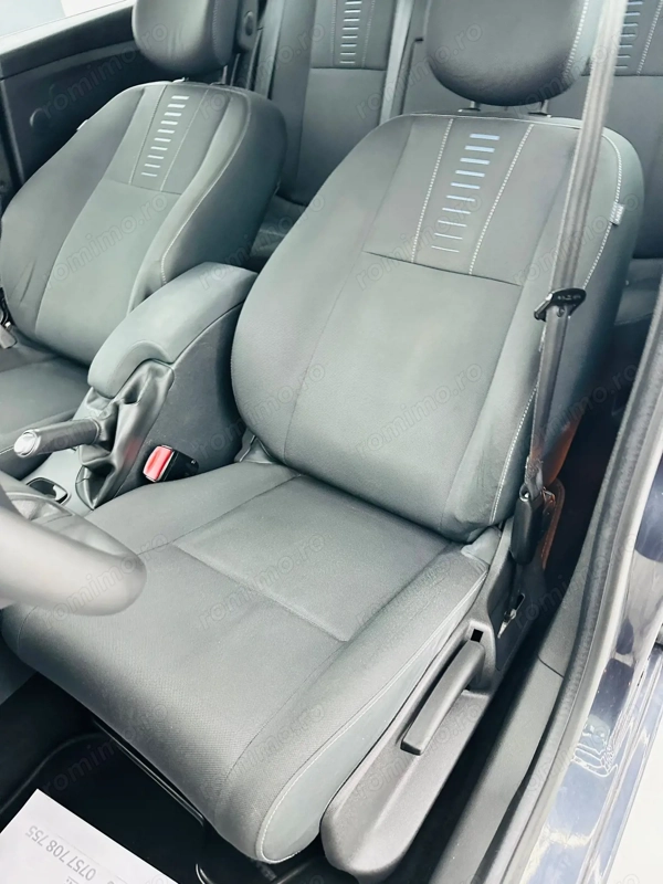 RENAULT Megane 2010 — imagine 19