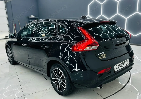 VOLVO V40 2019 — imagine 3