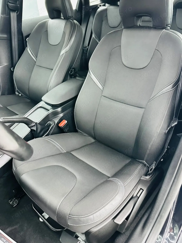 VOLVO V40 2019 — imagine 14