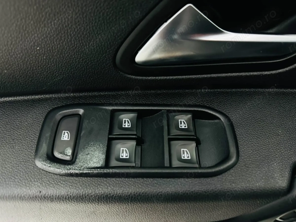 DACIA Duster 2019 — imagine 10
