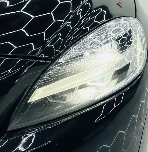 VOLVO V40 2019 — imagine 10
