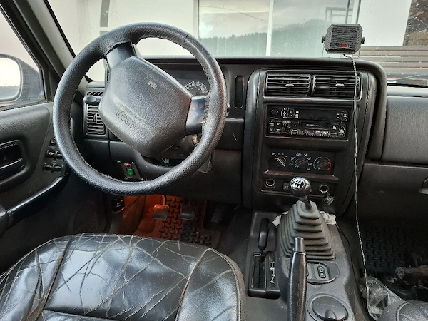 JEEP Cherokee 2001 — imagine 3