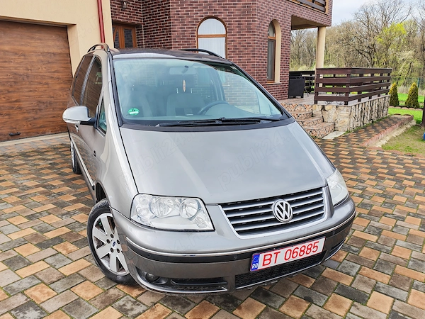 VOLKSWAGEN Sharan