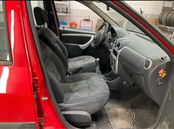 DACIA Logan 2009 — imagine 3