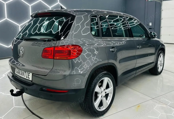VOLKSWAGEN Tiguan 2012 — imagine 4