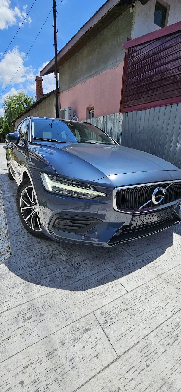 VOLVO V60 2022 — imagine 4
