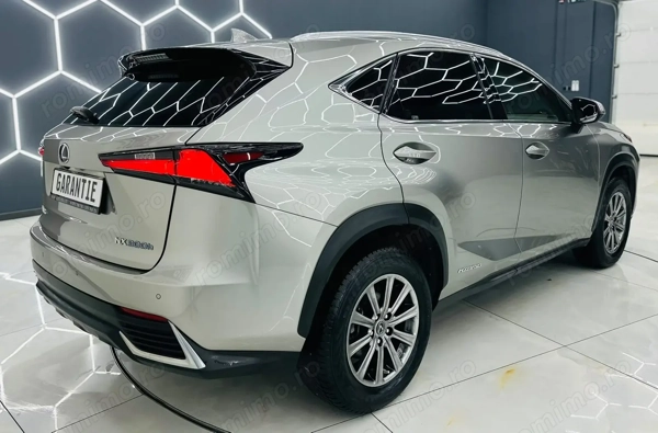 LEXUS NX 2019 — imagine 4