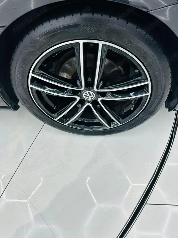 VOLKSWAGEN Golf 2015 — imagine 9