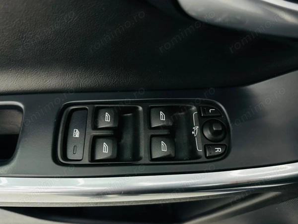 VOLVO XC60 2015 — imagine 11