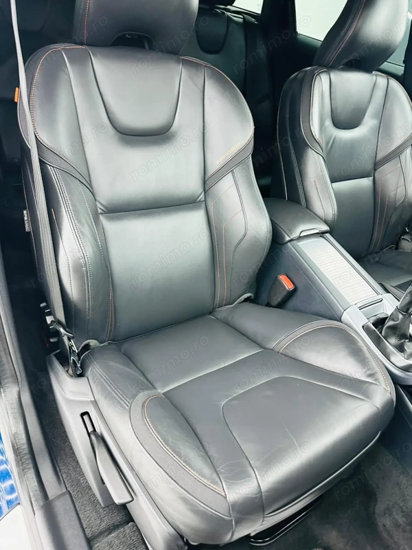 VOLVO XC60 2015 — imagine 19