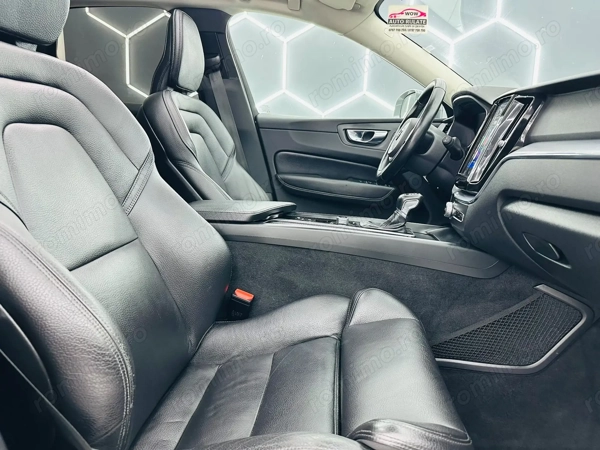 VOLVO XC60 2020 — imagine 19