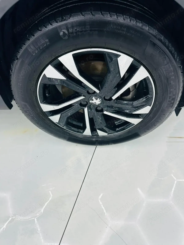 PEUGEOT 2008 2022 — imagine 9