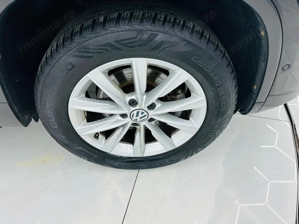 VOLKSWAGEN Tiguan 2013 — imagine 9