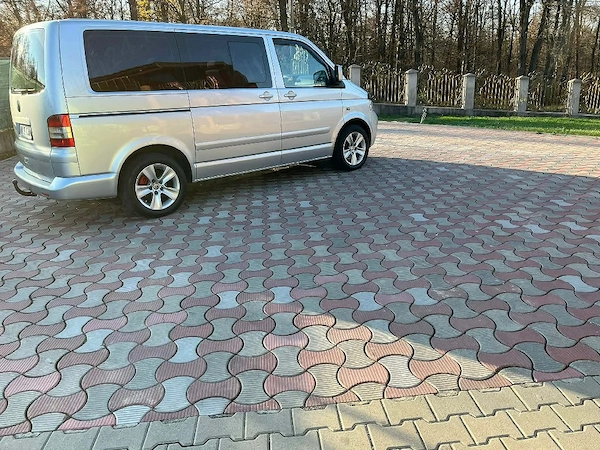 VOLKSWAGEN Multivan 2005 — imagine 3