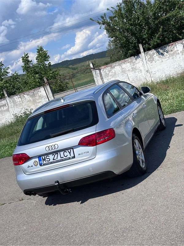 AUDI A4 2010 — imagine 5