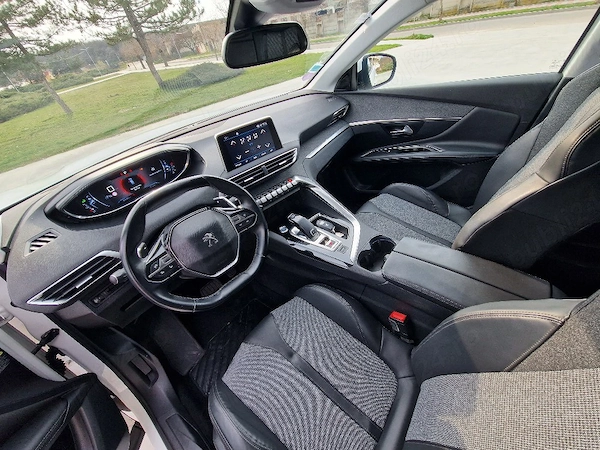 PEUGEOT 3008 2018 — imagine 4
